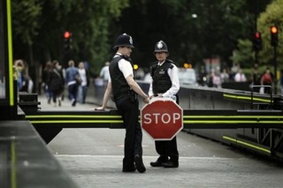 Britain Learns From Islamists