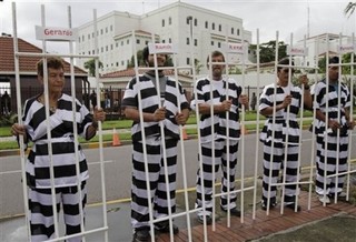 Cuba's Opposition Tries to Plot Fresh Course