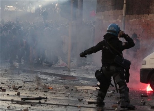 World Links Up With Occupy Wall Street Movement
