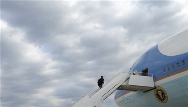 Obama Toes Bush Line on U.S. Foreign Policy