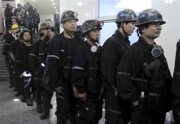 China Shouldn't Mimic Security-Obsessed U.S.