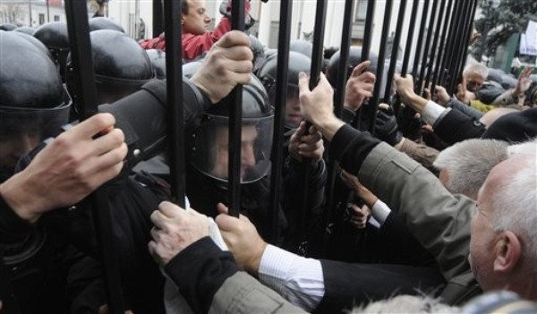 Can Ukraine Be Saved?