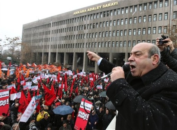 Growing Turkey, Shrinking Europe