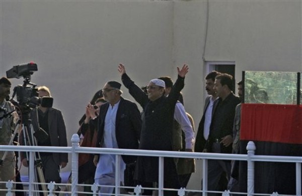 Pakistan on the Precipice