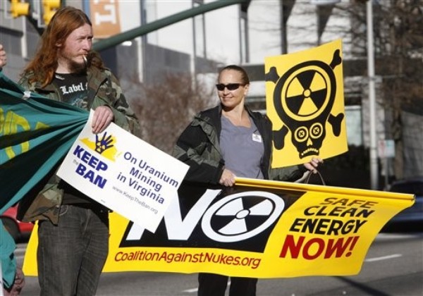 Nuclear Disarmament in the Resource Wars