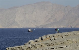 U.S. Well Suited for Persian Gulf Power Play
