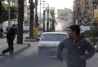Pressuring Russia & China Is Key to Ousting Assad