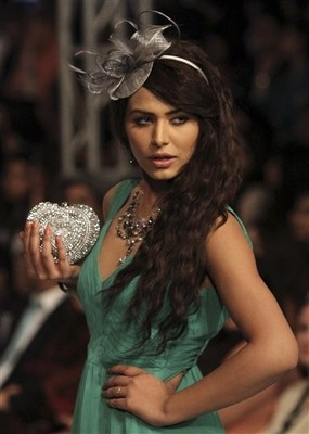 The Everyday Hardship of Pakistani Women