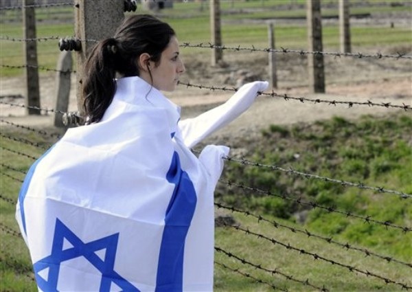 Young Israel's German Love Affair