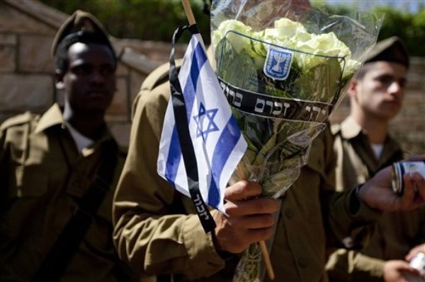 Israel Must Draft Haredim, Arabs into IDF