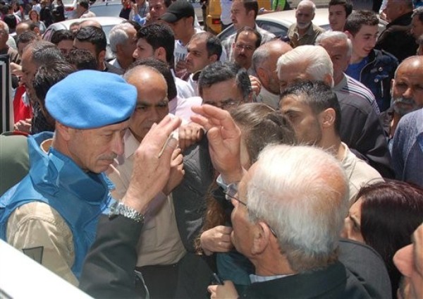 U.S. Indispensable But Invisible on Syria