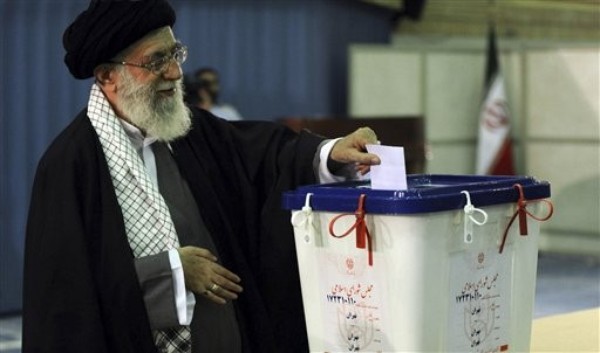 Iran Must Choose Enmity or Economy