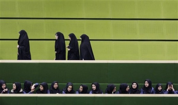 Gulf States Can Pull Iraq Out of Iran's Orbit