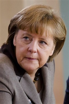 Pragmatic Merkel Will Work with Hollande