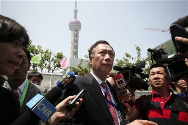 Beijing Tightens Screws on Foreign Journalists