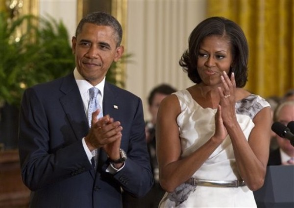 Obama-Mania Alive and Well in UK, Canada