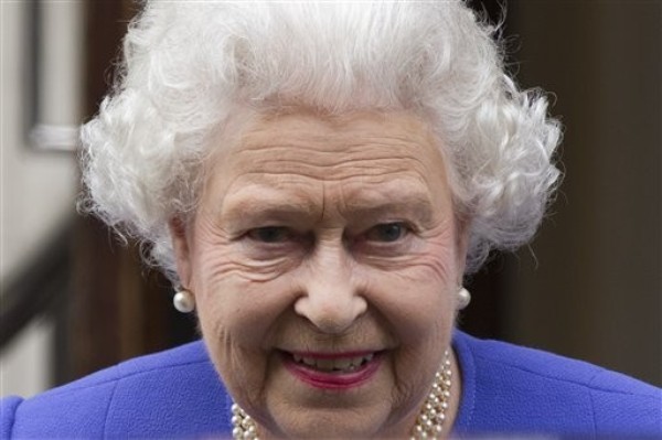 The Queen's Decaying Throne