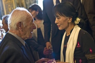 Republicans & Democrats Can Agree on Burma