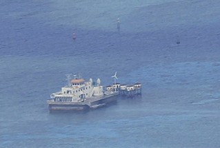 China Politics, Oil Risk Sea Conflict
