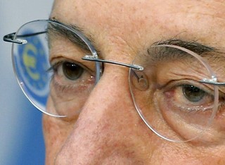Draghi Alone Cannot Save the Euro