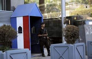 U.S. Must Keep Pushing for Mideast Democracy