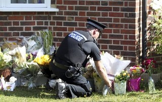 Why British Police Don't Carry Guns