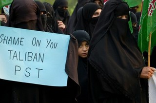 Sunni-Shia Divide Threatens Pakistan