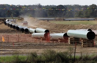 U.S. May Overtake Saudi Arabia as Top Oil Producer