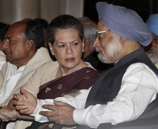 Manmohan Singh Must Go to Pakistan