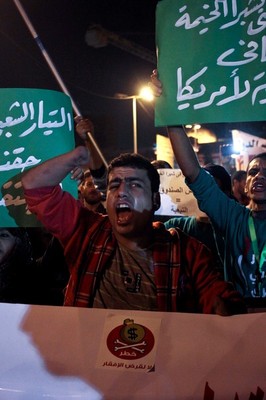 In Cairo, a Curfew Against Chaos
