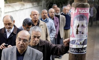 Obama Walks Fine Line in Egypt