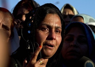 In Pakistan, Healers Become the Targets