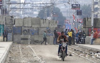 Cairo's New Normal of Walls and Barricades