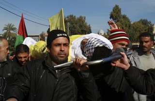 Media Eats Out of Palestinians' Hands