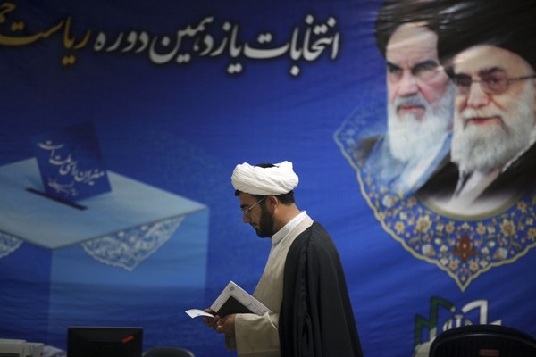 How Iran Will Crush Green Movement 2.0