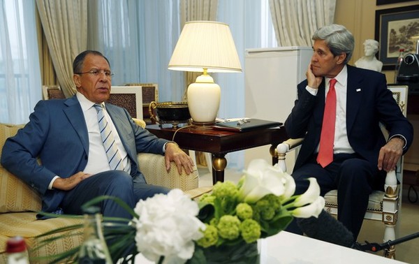 Kerry Is Getting Out-Foxed By Russia