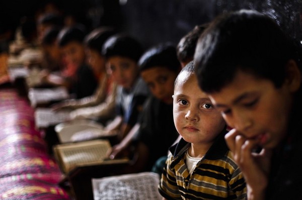 Child Victims of Pakistan's Begging Mafia