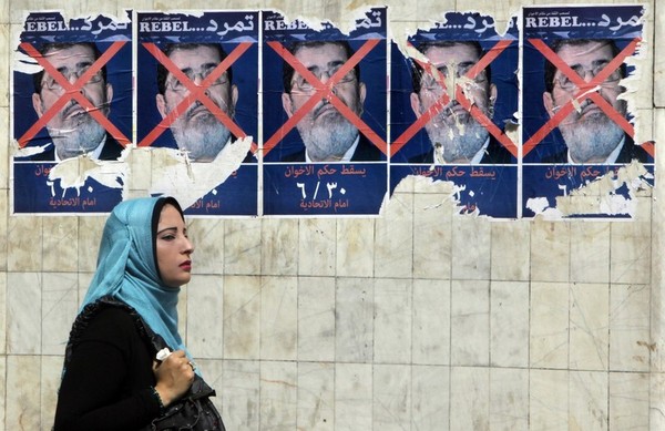 Arabs Can Walk & Chew Gum at the Same Time