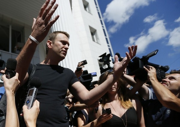 Navalny Free to Run for Mayor of Moscow