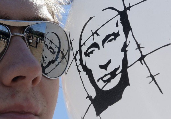 Russian Regime Is a Blunt Force