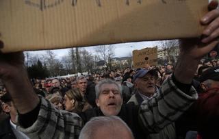 Privatization Scheme Plays Key Role in Bosnia Unrest