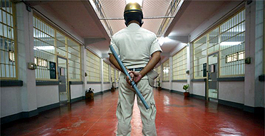 Fight Club in Thailand's Most Notorious Prison