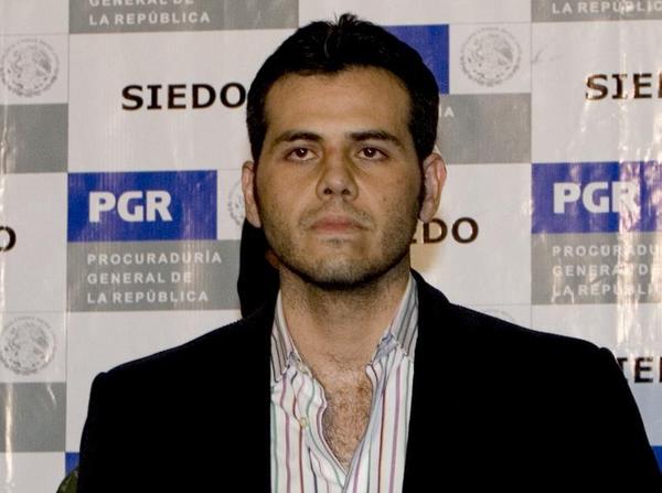 A Drug Lord Cuts a Deal