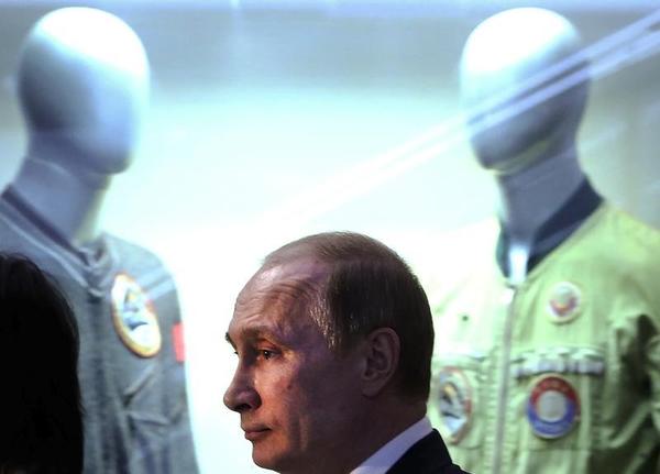 Putin Can Take Ukraine Without an Invasion