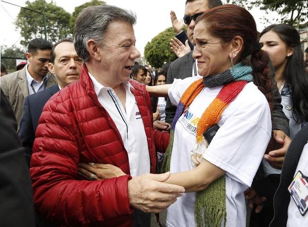 Santos Oversells Colombia Peace Deal