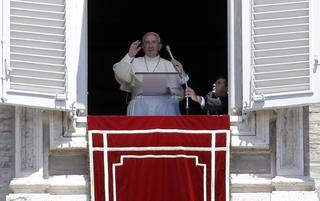 Pope's Silent Diplomacy in Argentina