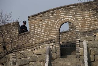 Berlin Wall's Shadow, Falling on China