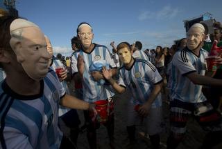 World Cup Final: Pope Francis vs. Pope Benedict