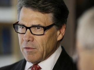 Rick Perry's Stale Foreign Policy Arguments