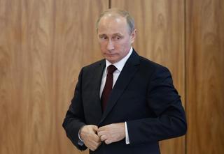 Time to Start Containing Russia Again?